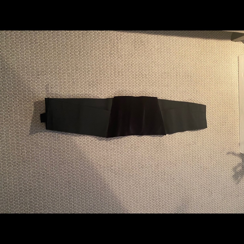 ProCare NEW Back Support with Compression Straps - Picture 2 of 13